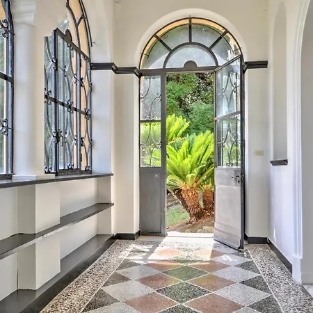 Вілла Riviera - 5 Min Walking From