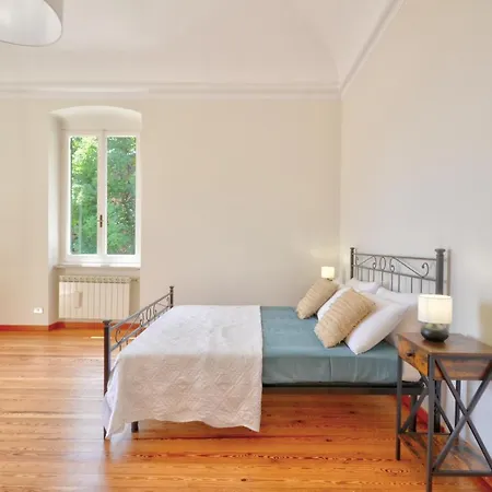 Riviera - 5 Min Walking From *