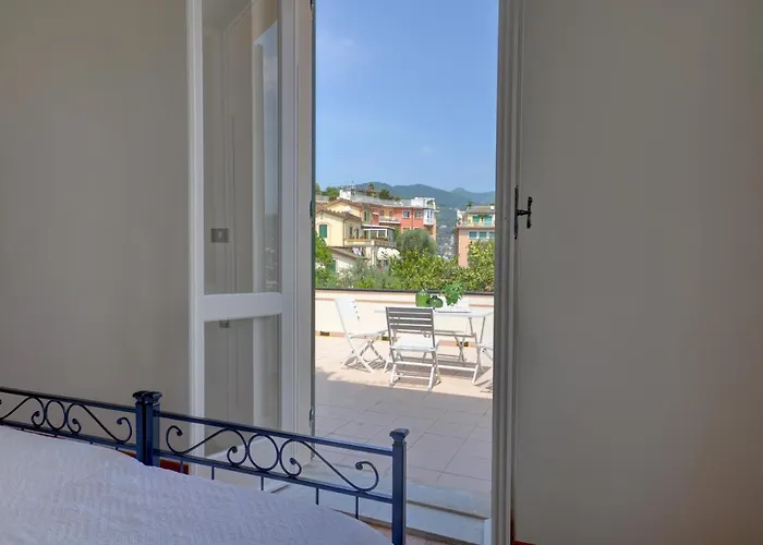 Riviera - 5 Min Walking From