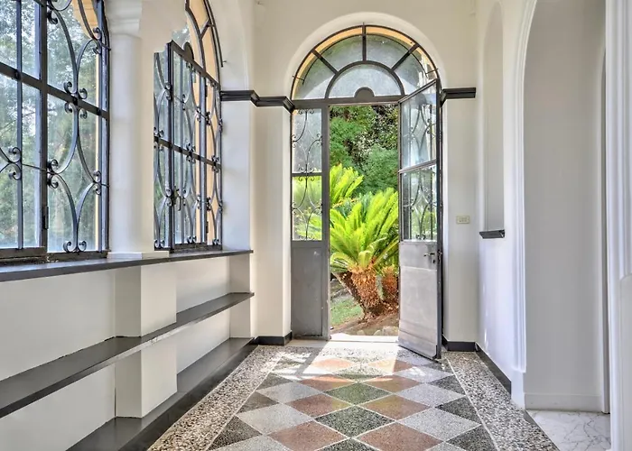 Villa Riviera - 5 Min Walking From