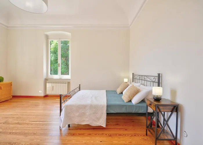 Riviera - 5 Min Walking From *