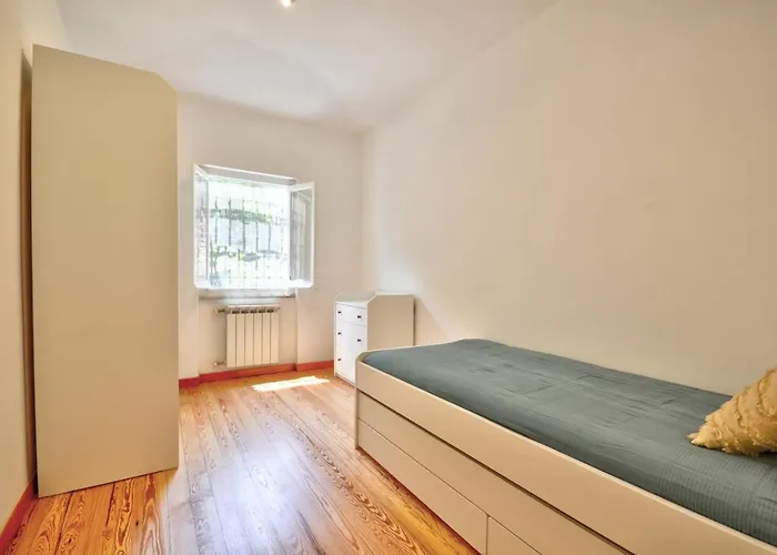 Villa Riviera - 5 Min Walking From *